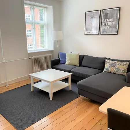 アパート Lovely And Homey Flat In A Great Neighborhood! *